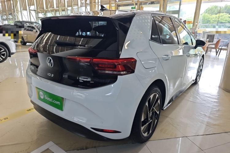 Used Volkswagen ID.3 2021 Pure Edition Rear Right 45 Deg
