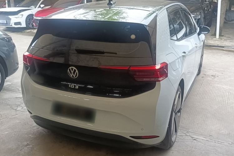 Used Volkswagen ID.3 2021 Pro Smart Edition Rear Right 45 Deg