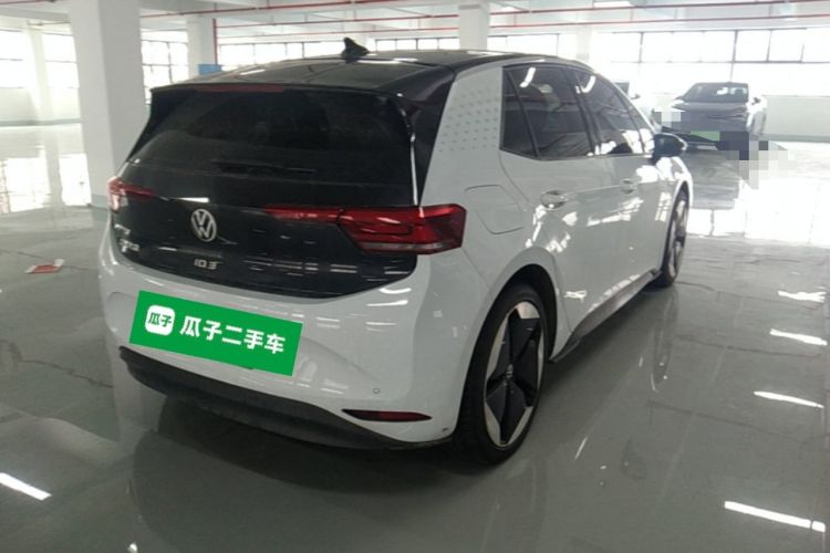 Used Volkswagen ID.3 2021 Pro Smart Edition Rear Right 45 Deg