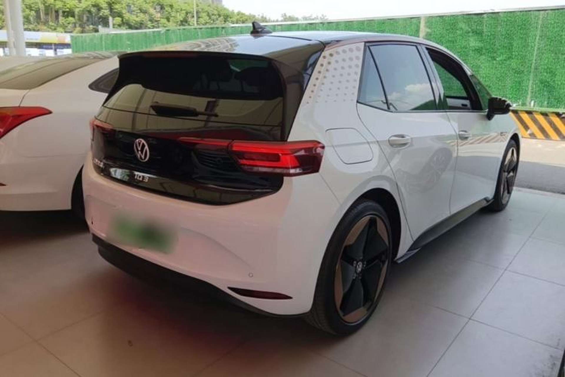 Used Volkswagen ID.3 2021 1st Edition ID. First Impression Edition Rear Right 45 Deg