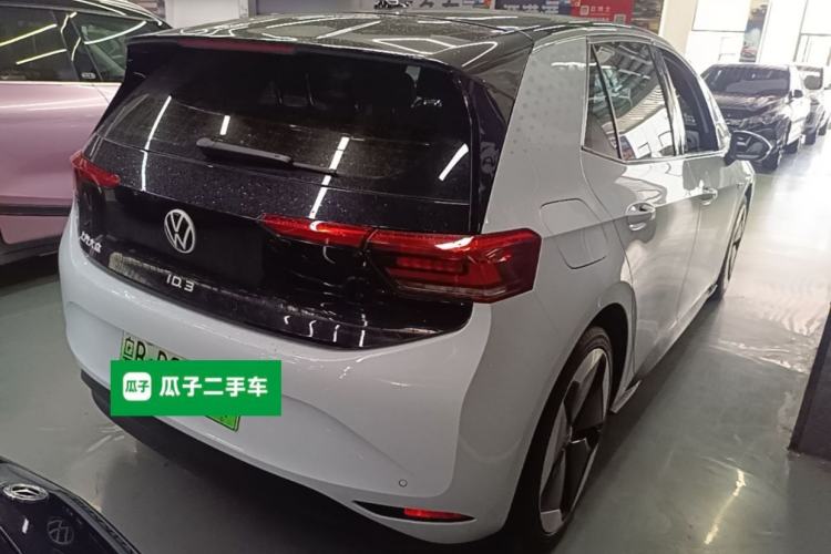 Used Volkswagen ID.3 2021 Pro Smart Edition Rear Right 45 Deg