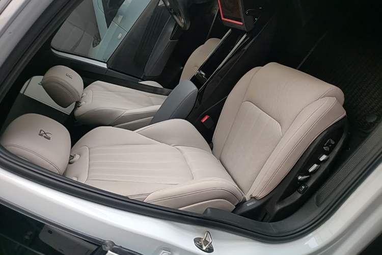Used Volkswagen ID.3 2021 Pure Edition Right Front Seat