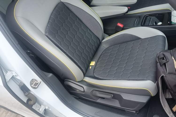 Used Volkswagen ID.3 2021 Pro Smart Edition Right Front Seat