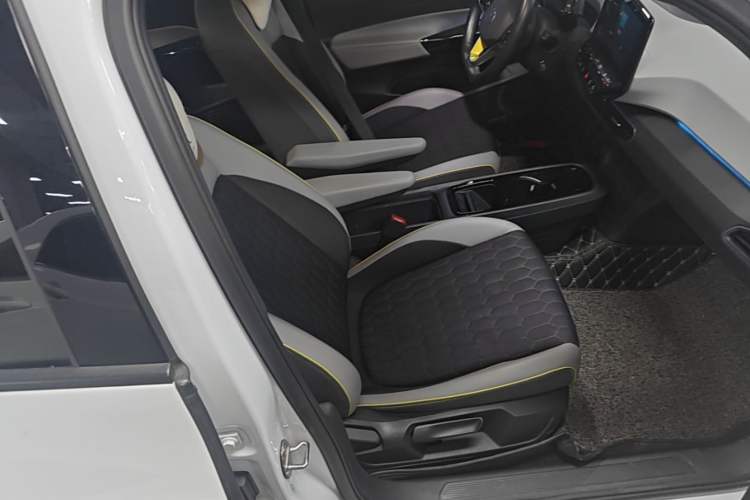 Used Volkswagen ID.3 2021 Pro Smart Edition Right Front Seat
