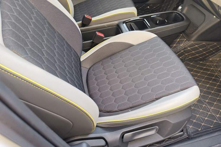 Used Volkswagen ID.3 2021 Pro Smart Edition Right Front Seat