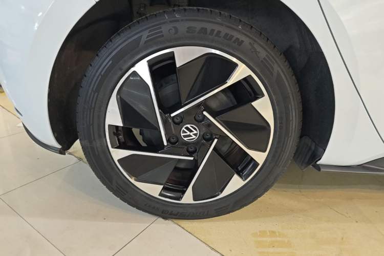 Used Volkswagen ID.3 2021 Pure Edition Right Rear Wheel Hub
