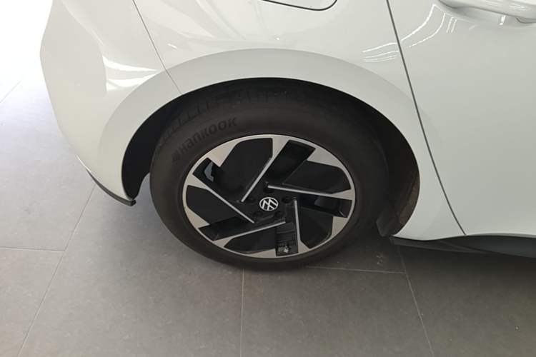 Used Volkswagen ID.3 2021 Pure Edition Right Rear Wheel Hub