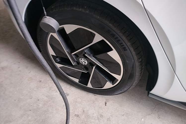Used Volkswagen ID.3 2021 Pure Edition Right Rear Wheel Hub