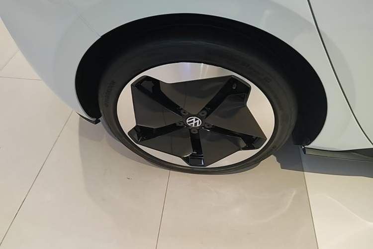 Used Volkswagen ID.3 2021 Pro Smart Edition Right Rear Wheel Hub