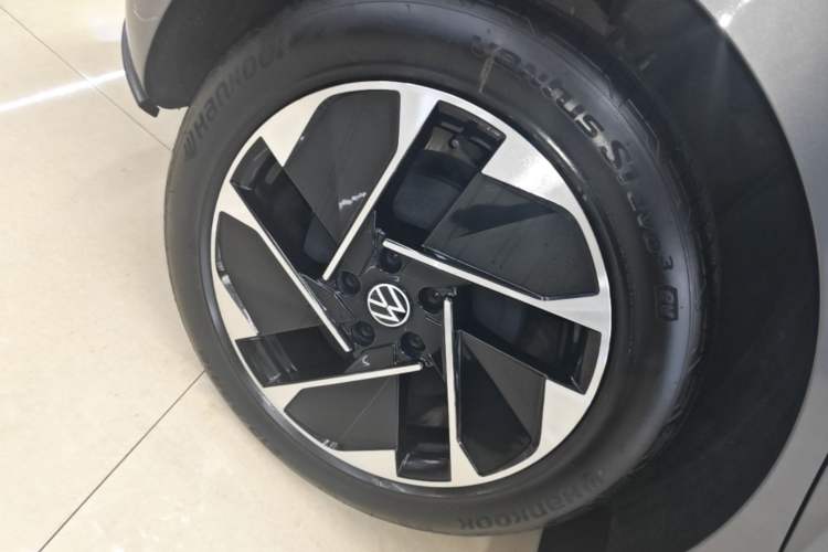 Used Volkswagen ID.3 2021 Pure Edition Right Rear Wheel Hub