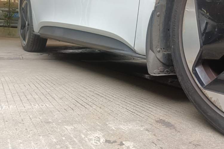 Used Volkswagen ID.3 2021 Pro Smart Edition Right Side Sill