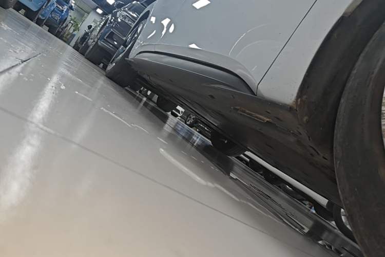 Used Volkswagen ID.3 2021 Pro Smart Edition Right Side Sill