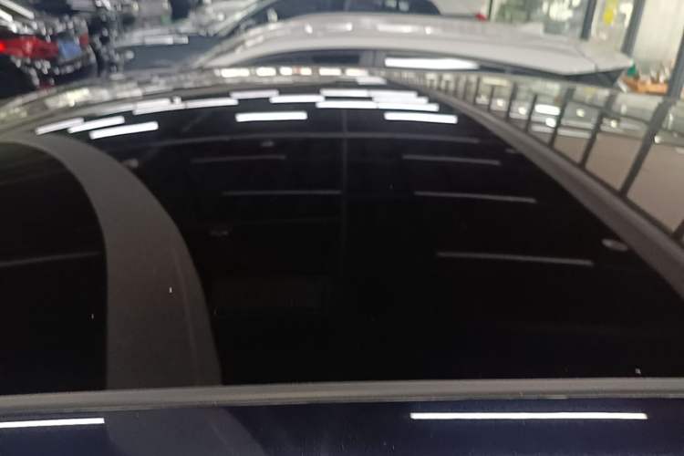 Used Volkswagen ID.3 2021 Pro Smart Edition Roof