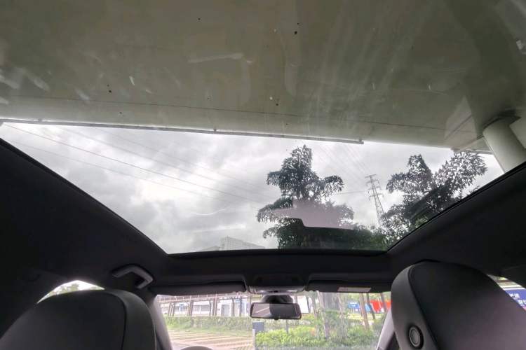 Used Volkswagen ID.3 2021 Pro Smart Edition Roof