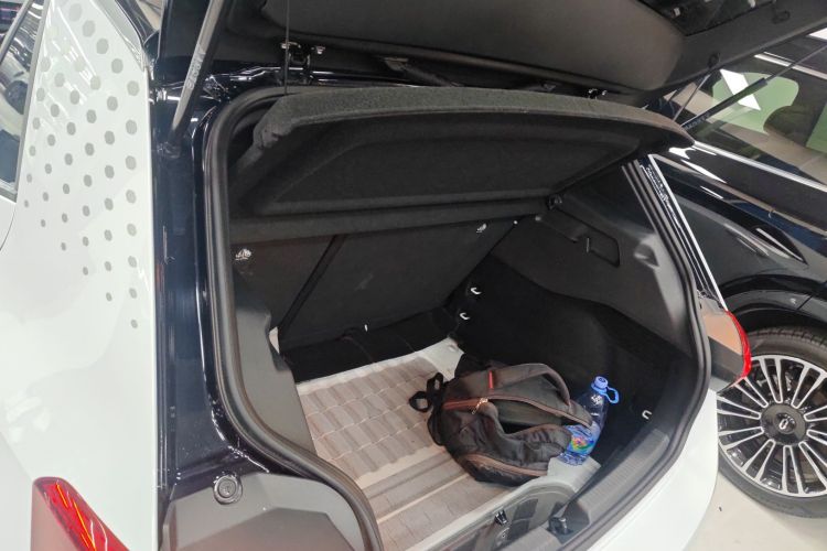 Used Volkswagen ID.3 2021 Pro Smart Edition Trunk