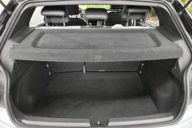 Used Volkswagen ID.3 2021 Pro Smart Edition Trunk