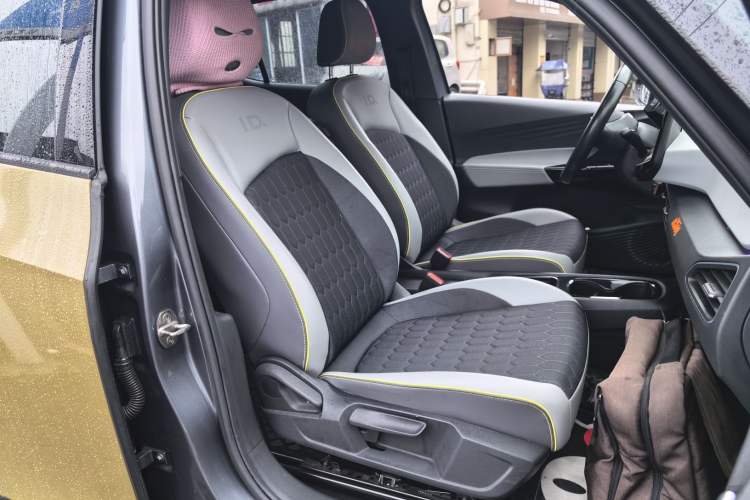Used Volkswagen ID.3 2021 Pro Smart Edition Right Front Seat