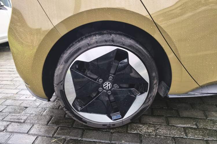 Used Volkswagen ID.3 2021 Pro Smart Edition Right Rear Wheel Hub