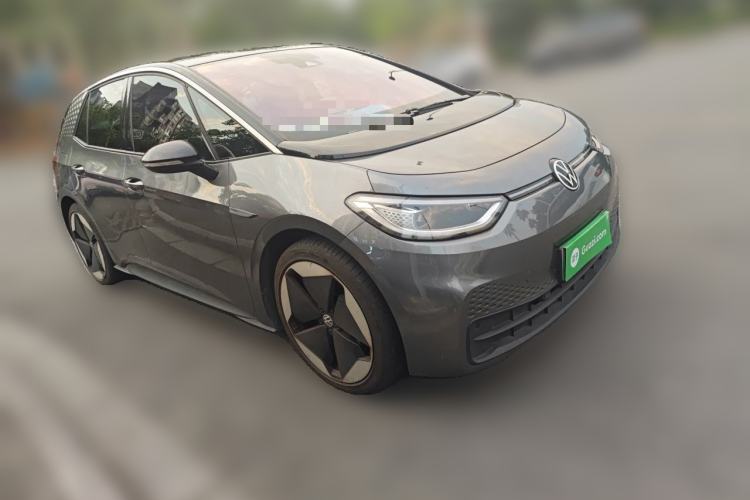 Used Volkswagen ID.3 2022 Pro Smart Edition Front Right 45 Deg
