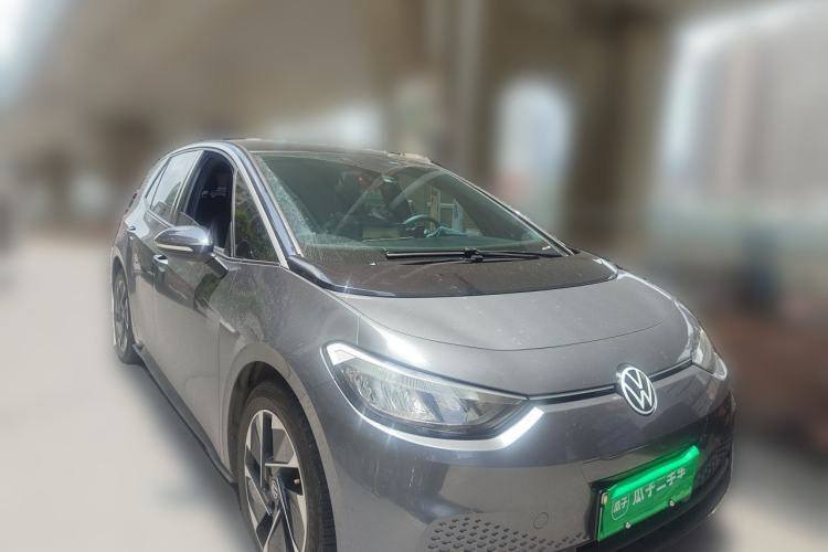 Used Volkswagen ID.3 2022 Active Pure Intelligent Enjoyment Edition Front Right 45 Deg