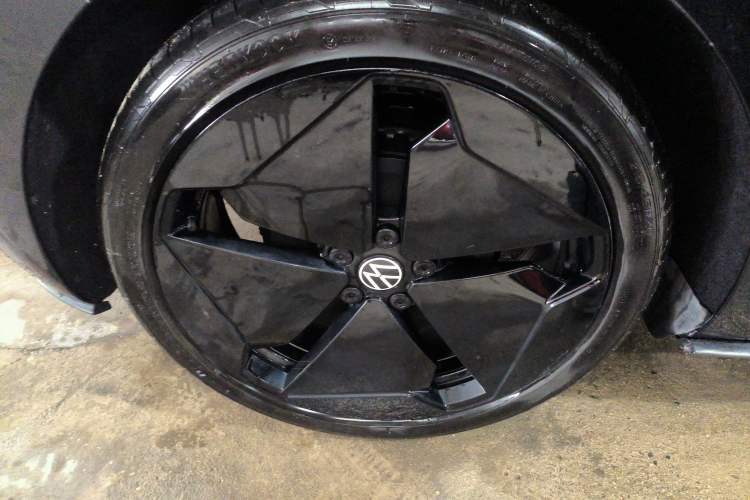Used Volkswagen ID.3 2022 Pro Smart Edition Right Rear Wheel Hub