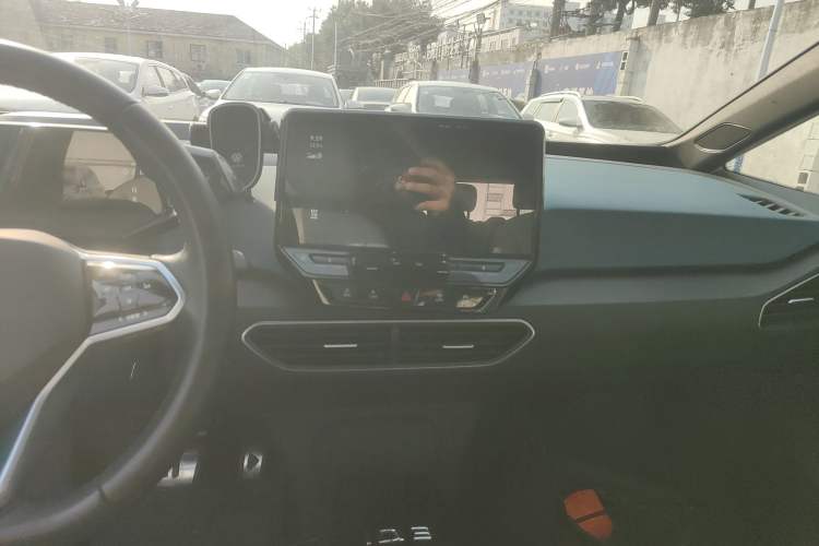 Used Volkswagen ID.3 2022 Active Pure Intelligent Enjoyment Edition Audio And AC Panel