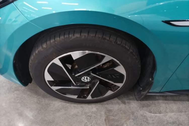 Used Volkswagen ID.3 2022 Active Pure Intelligent Enjoyment Edition Exterior 4