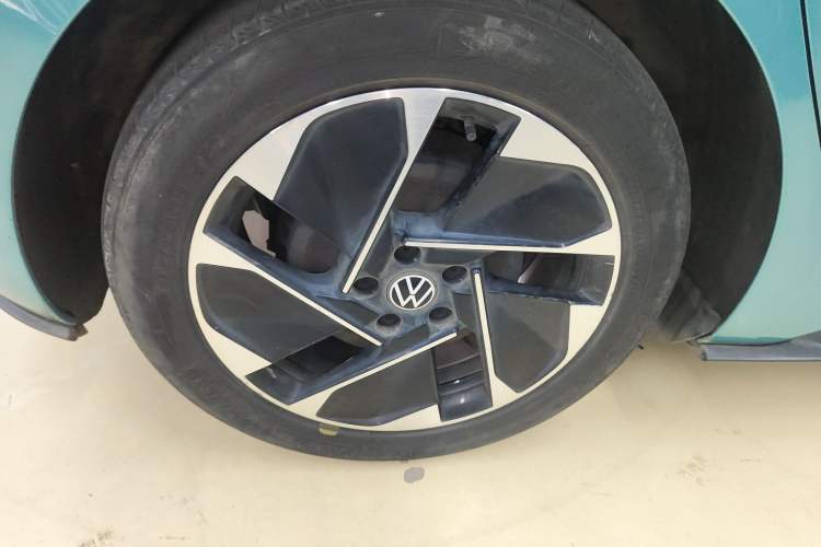 Used Volkswagen ID.3 2022 Active Pure Intelligent Enjoyment Edition Exterior 8