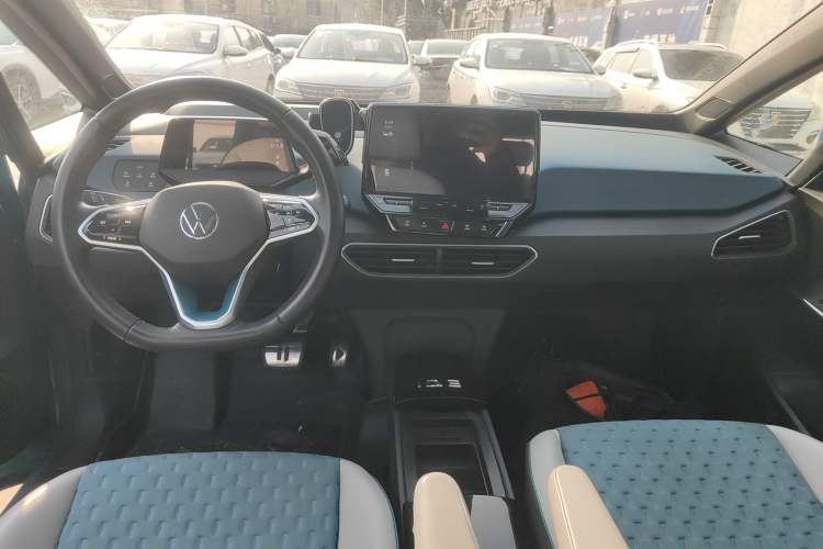 Used Volkswagen ID.3 2022 Active Pure Intelligent Enjoyment Edition Interior 2