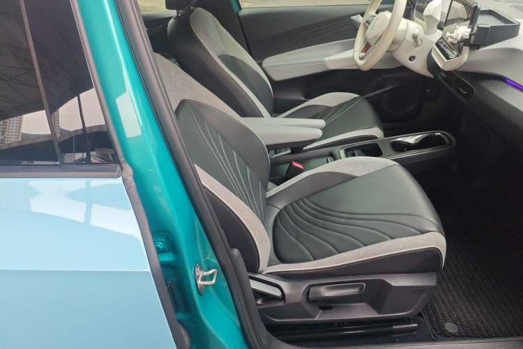 Used Volkswagen ID.3 2022 Pro Smart Edition Right Front Seat