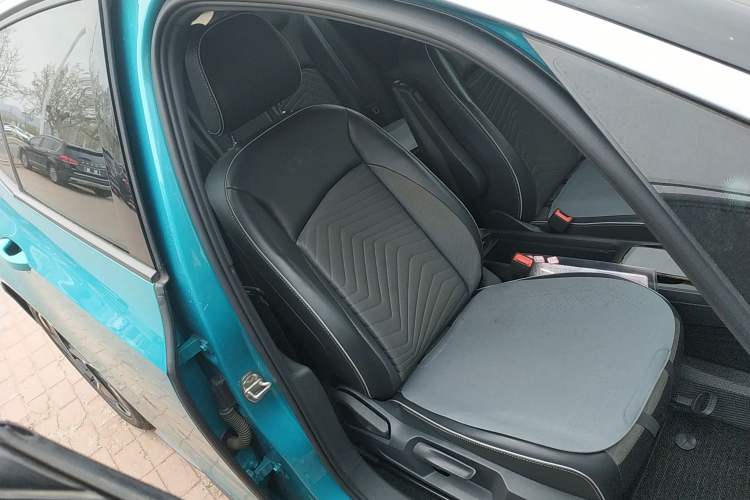 Used Volkswagen ID.3 2022 Active Pure Intelligent Enjoyment Edition Right Front Seat