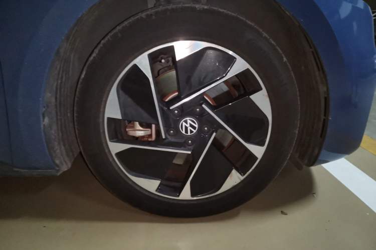 Used Volkswagen ID.3 2022 Active Pure Intelligent Enjoyment Edition Right Front Wheel Hub