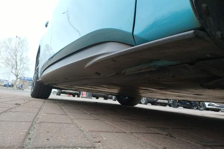 Used Volkswagen ID.3 2022 Active Pure Intelligent Enjoyment Edition Right Side Sill