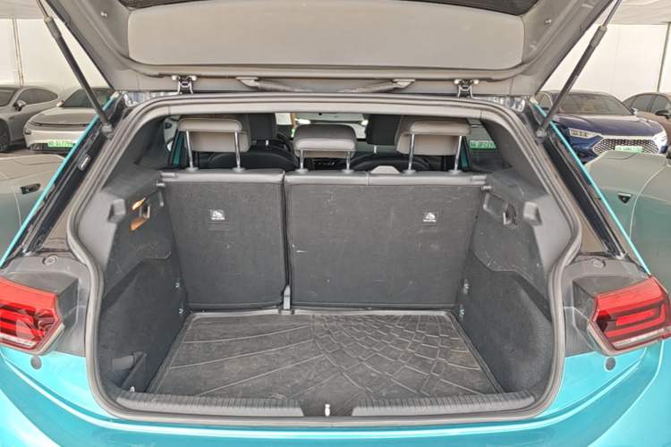 Used Volkswagen ID.3 2022 Active Pure Intelligent Enjoyment Edition Trunk