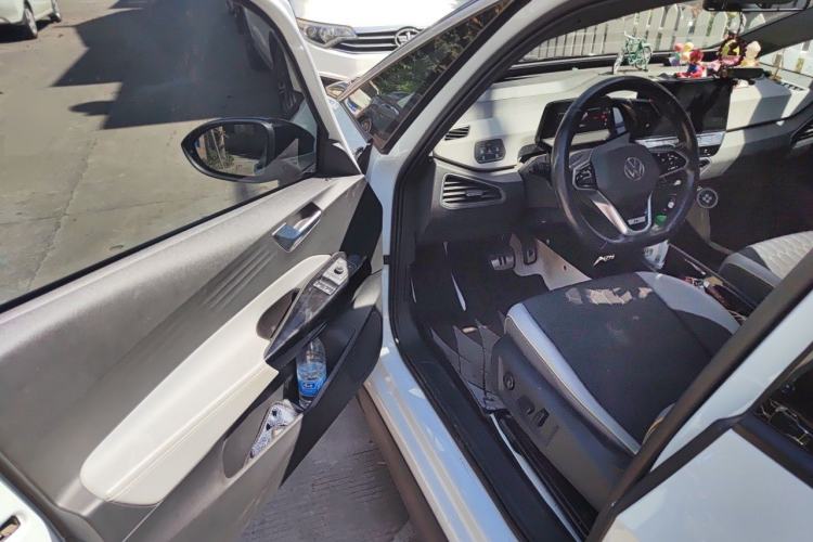 Used Volkswagen ID.3 2022 Pro Smart Edition Driver Seat