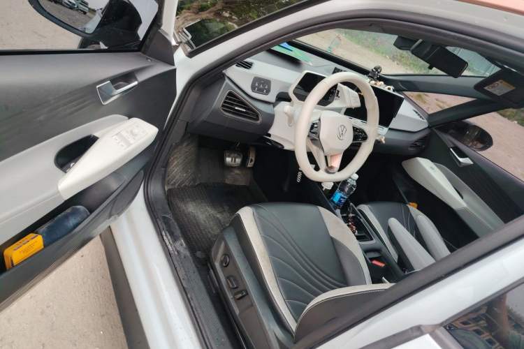 Used Volkswagen ID.3 2022 Pro Smart Edition Driver Seat