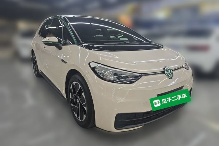 Used Volkswagen ID.3 2022 Active Pure Intelligent Enjoyment Edition Front Right 45 Deg
