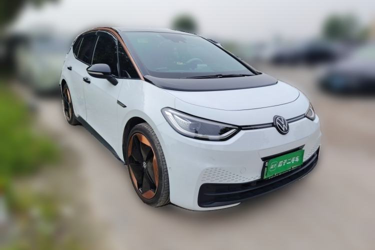 Used Volkswagen ID.3 2022 Pro Smart Edition Front Right 45 Deg