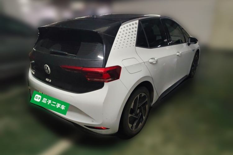 Used Volkswagen ID.3 2022 Pure Edition Rear Right 45 Deg
