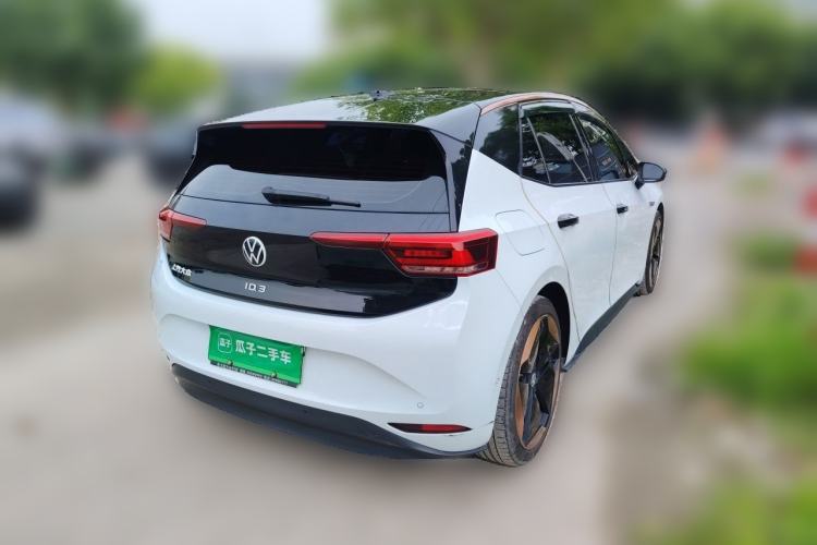 Used Volkswagen ID.3 2022 Pro Smart Edition Rear Right 45 Deg