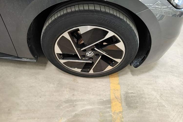 Used Volkswagen ID.3 2022 Active Pure Intelligent Enjoyment Edition Right Front Wheel Hub