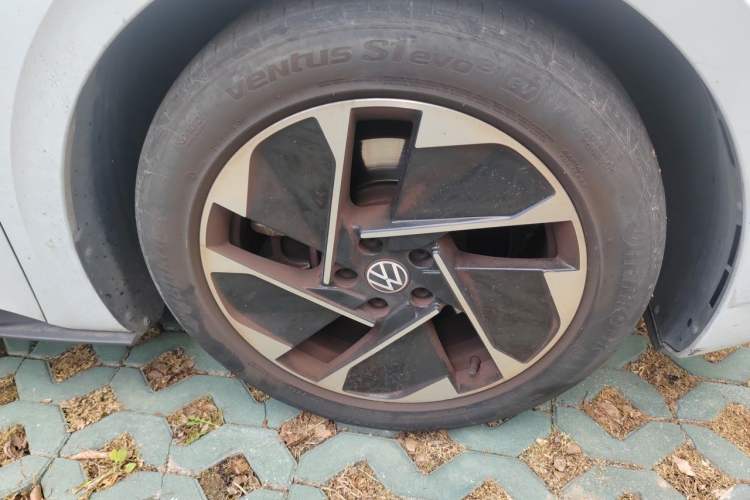 Used Volkswagen ID.3 2022 Active Pure Intelligent Enjoyment Edition Right Front Wheel Hub