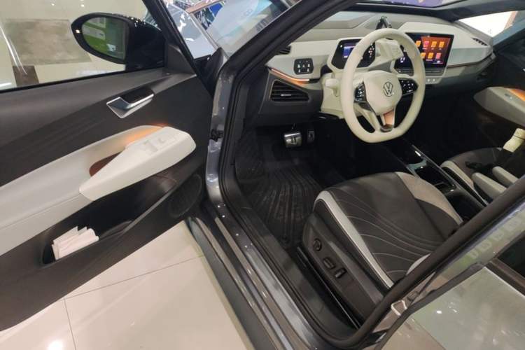 Used Volkswagen ID.3 2022 Pro Smart Edition Driver Seat