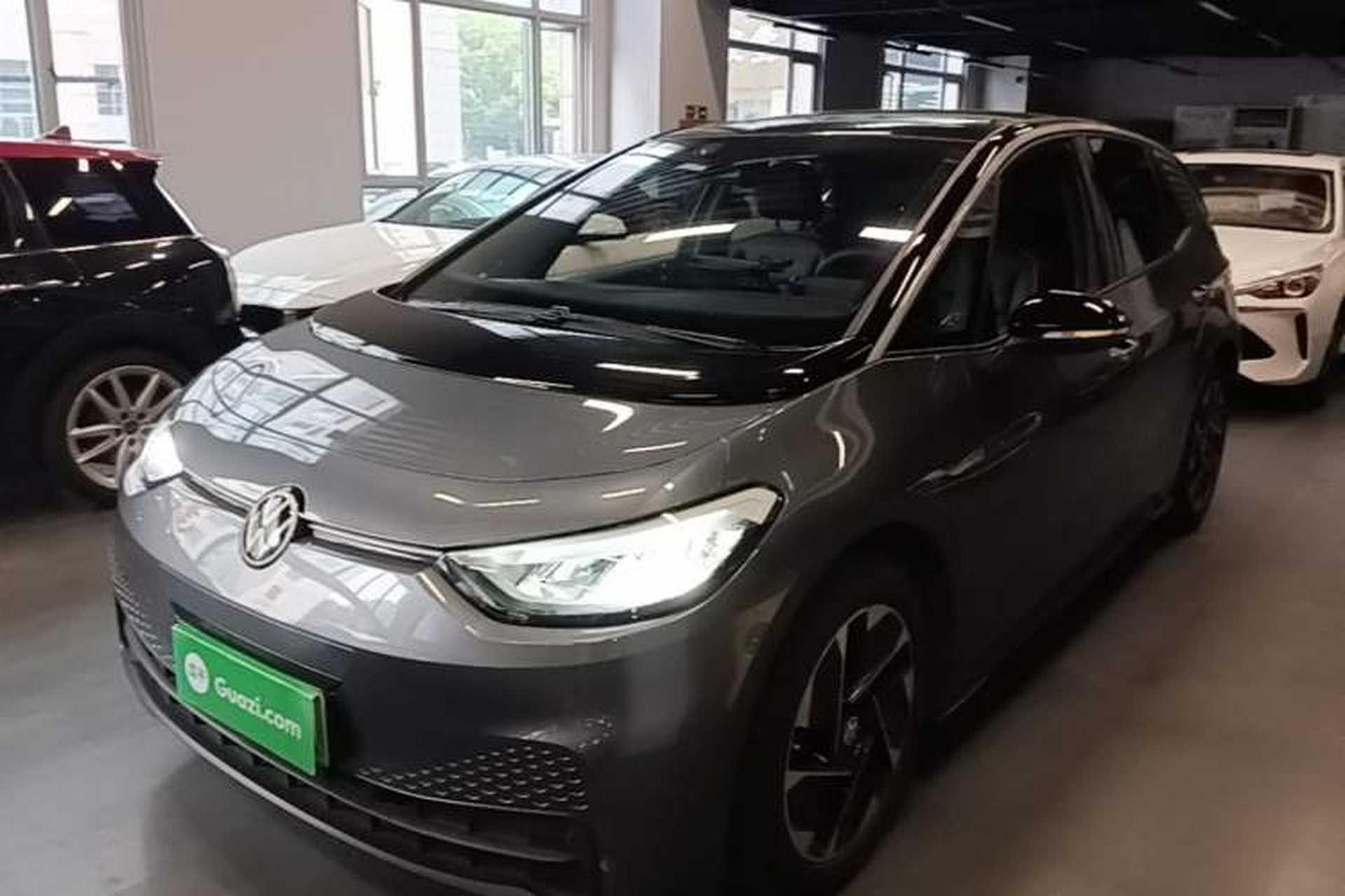 Used Volkswagen ID.3 2022 Active Pure Intelligent Enjoyment Edition Front Left 45 Deg