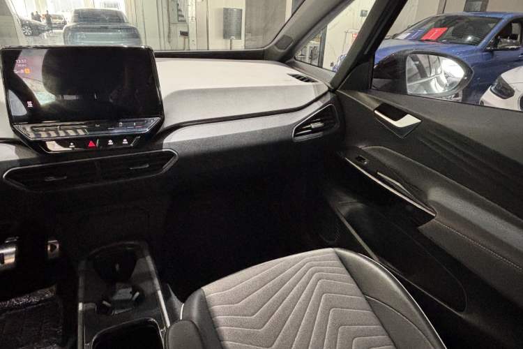 Used Volkswagen ID.3 2022 Pure Edition Interior 6