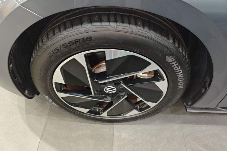 Used Volkswagen ID.3 2022 Active Pure Intelligent Enjoyment Edition Left Front Wheel Hub