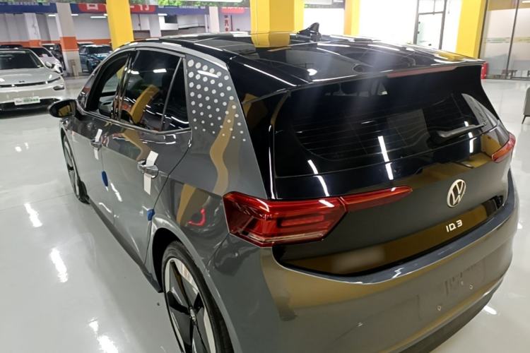 Used Volkswagen ID.3 2022 Pro Smart Edition Rear Left 45 Deg