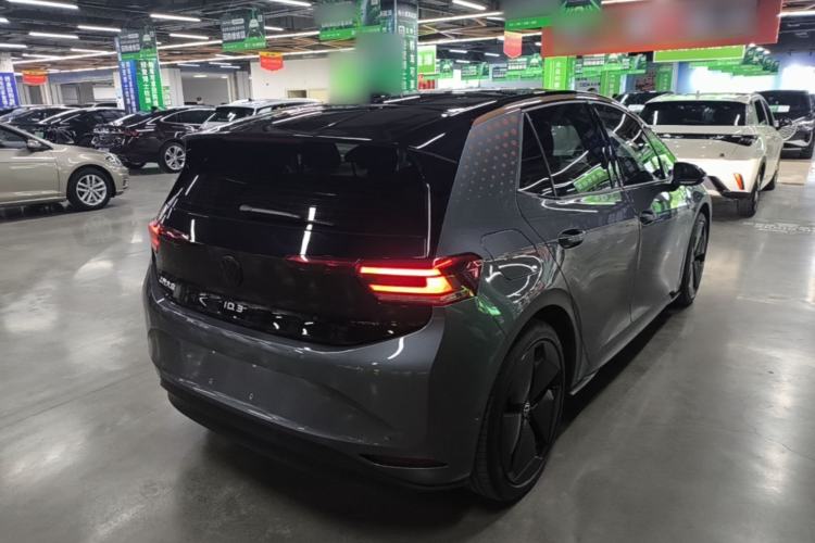 Used Volkswagen ID.3 2022 Pro Smart Edition Rear Right 45 Deg