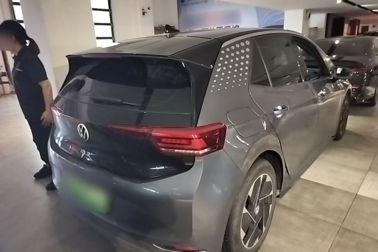 Used Volkswagen ID.3 2022 Active Pure Intelligent Enjoyment Edition Rear Right 45 Deg