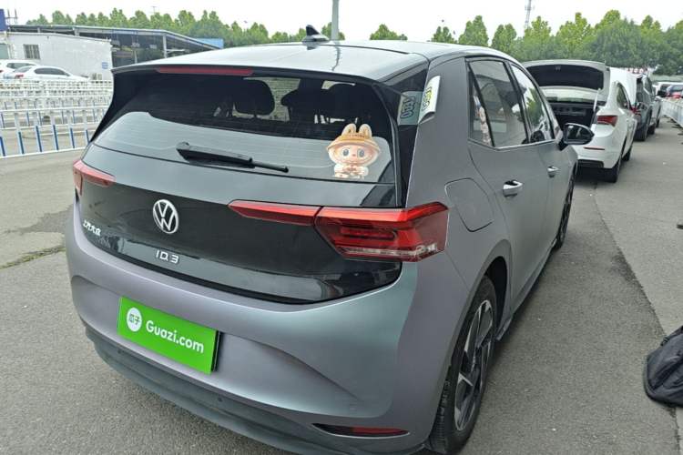 Used Volkswagen ID.3 2022 Active Pure Intelligent Enjoyment Edition Rear Right 45 Deg
